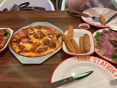 -Tubestation站点比萨(新世界大望路店)