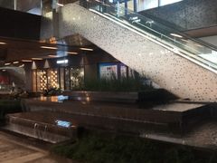 -瑞虹新天地月亮湾