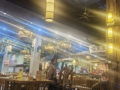 -花溪雨·森林餐厅(石基店)