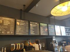 -星巴克臻选(盐城金鹰聚龙湖店)