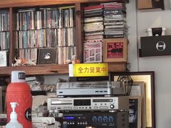 -巴浪鱼咖啡馆 Local Fish
