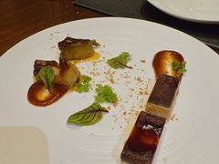 -恰餐厅及酒吧 CHAR Bar & Grill (北京丽都皇冠假日店)