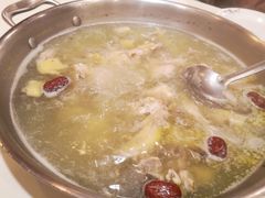 -一席地·本地鸡窝·杭帮鸡火锅(萧山银隆百货店)