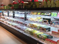 -盒马鲜生(丁香国际店)