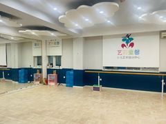-艺彩童馨舞蹈培训学校(西湖道校区)