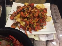 咸蛋黄中虾-龙虾风暴(松江店)