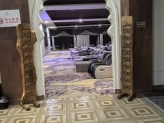 -泉城欧乐堡戏水湾艺术养生温泉