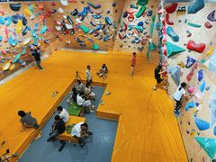 -问山MountQuest攀岩馆