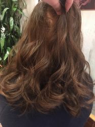 -PE SALON