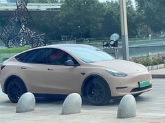 -TESLA 特斯拉(北京颐堤港体验店)