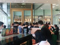 大堂-星巴克(三亚海棠湾国际免税城店)