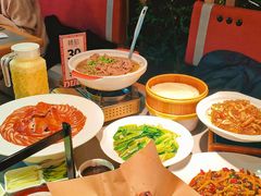 -褚记烤鸭·南京家常菜(雨花客厅店)