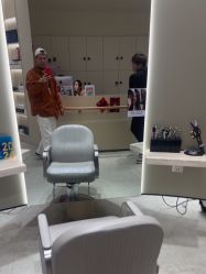 -Mentor Hair Salon