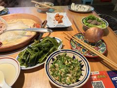 -洱火云南酸菜牛肉火锅(石景山当代商城店)