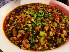 鲜椒叮叮兔-罗妈砂锅(四川成都奎星楼店)