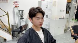 -ONE·男士国潮·美式渐变·理发馆·BARBER SHOP