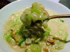 -费大厨辣椒炒肉(高铁吾悦广场店)