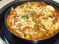 -三清洞摩西韩式年糕火锅(威高广场店)