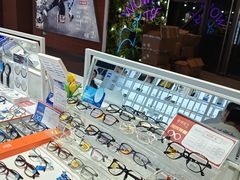 -诺柯视眼镜-蔡司依视路官方工厂店(白银路店)