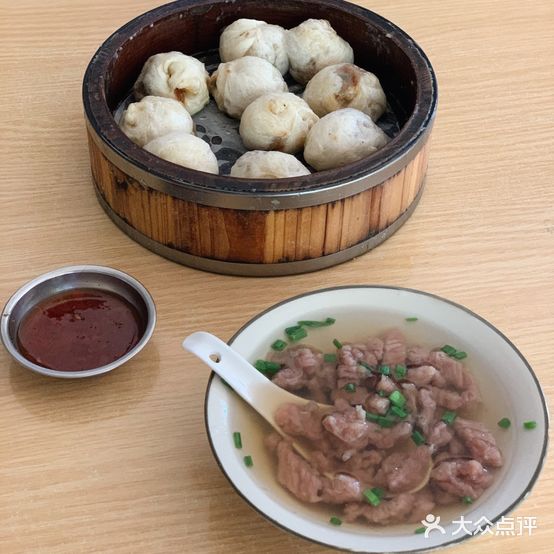 远芳小笼包(中山路店)