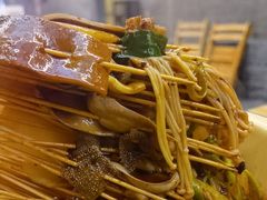 -拈签一笑黄牛肉辣卤串串