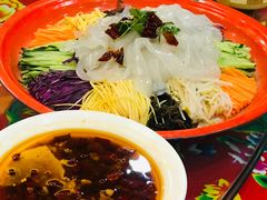 东北大拉皮-闯关东东北农家菜(崂山石老人店)