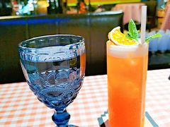 -鲨鱼美式餐厅酒吧Sharky