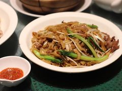 干炒牛河-粤·向群饭店(龙津东路总店)