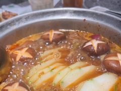 -禄婶鸡煲·打边炉
