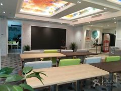 -JCC天洋墙布·窗帘(宜山路店)
