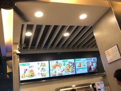 -德克士(虹桥火车站店)