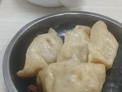 -黄阿姨锅贴大王(万航渡路店)