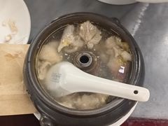 -蔼若春.传承三十年云南菜(金碧公园店)