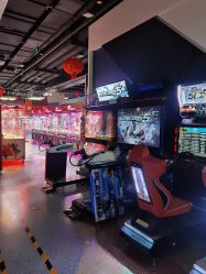 -嗨翻Hi-Fun竞技主题乐园·蹦床团建生日聚会(五棵松华熙店)