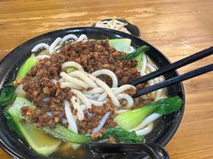 -丽虹云南过桥米线(兴工街店)