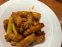 -鱼亨小鲜酸菜鱼(大信店)