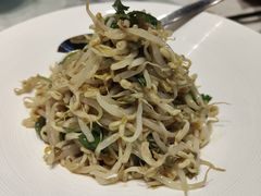 -鞍山大白鲨美食酒店