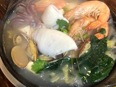 -万和春排骨砂锅米饭(湖北路店)