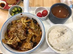 山城麻辣素香锅-轻蔬不用等·素食(江苏路店)