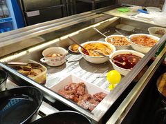 -爆炸头阿姨小四川正宗川味小吃(无任何分店)