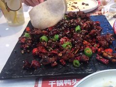 -辣小妮de川菜馆(红旗Mall店)