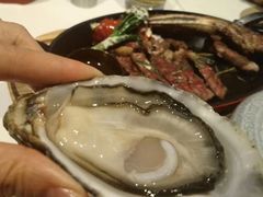 -斯普汇生蚝牛排馆(中骏世界城店)