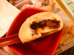 酥皮焗叉烧包-添好运点心专门店(深水埗店)