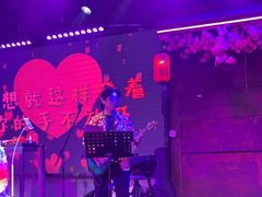 -喜鹊音乐酒馆(西街店)