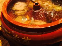 -云海肴·汽锅鸡·云南菜(天山百盛优客店)