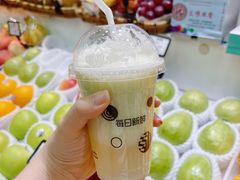 -每日新鲜水果吧(芮欧百货店)