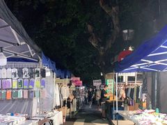 -吴山路夜市