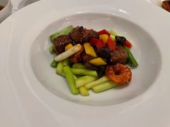 沙姜野菌爆炒M9和牛-宝丽轩中餐厅BAOLIXUAN