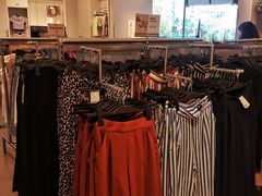 -H&M(来又来时尚购物广场店)