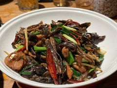 -破三川·新川菜(静安大融城店)